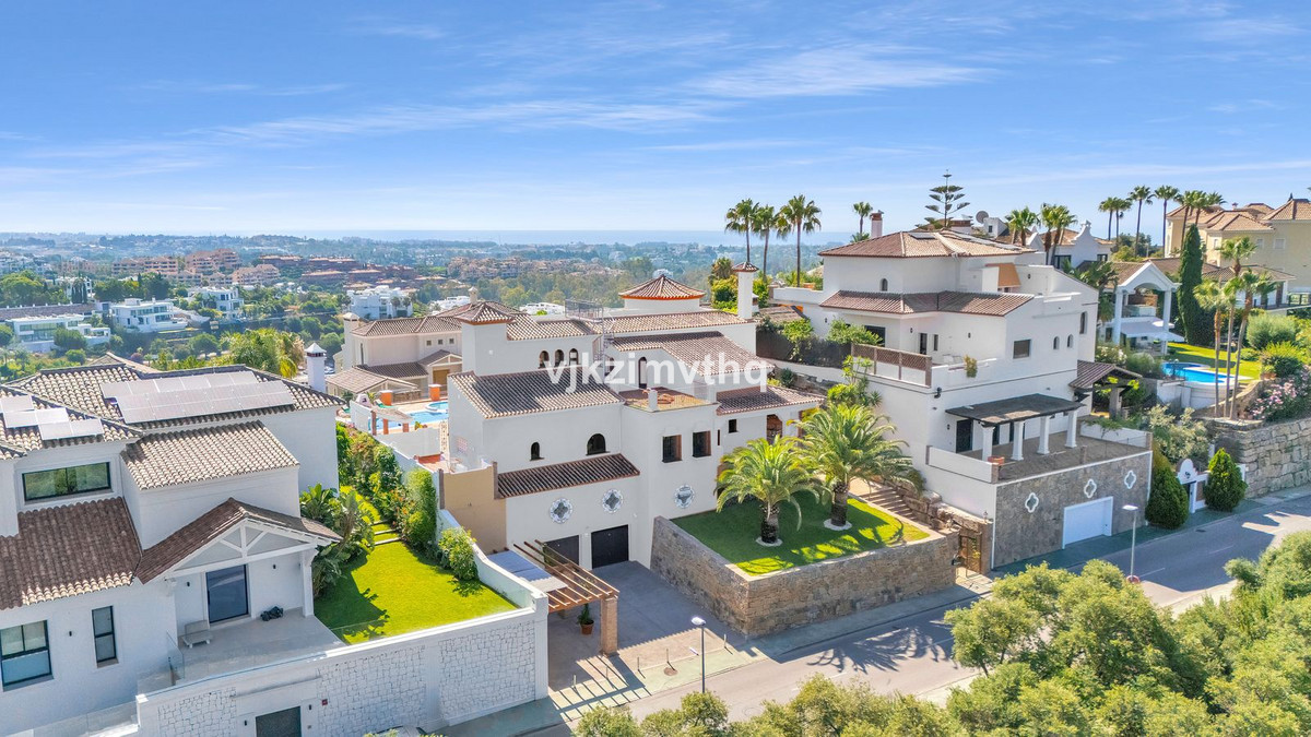 Detached Villa In Benahavís, Costa Del Sol, Spain