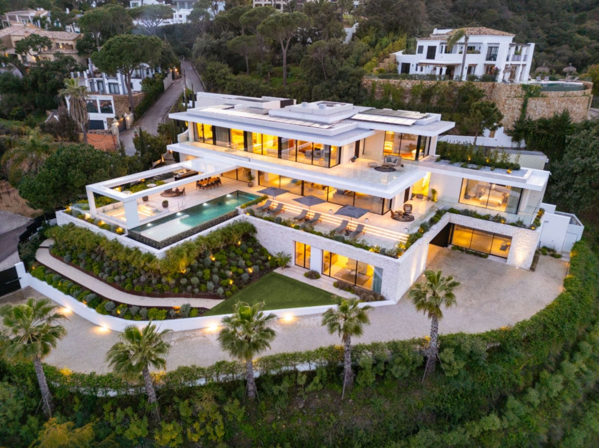 Detached Villa In Benahavís, Costa Del Sol, Spain