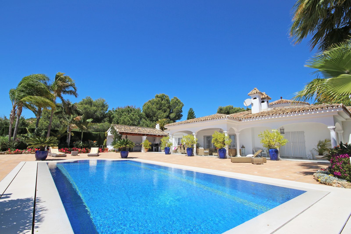 Detached Villa In Benahavís, Costa Del Sol, Spain