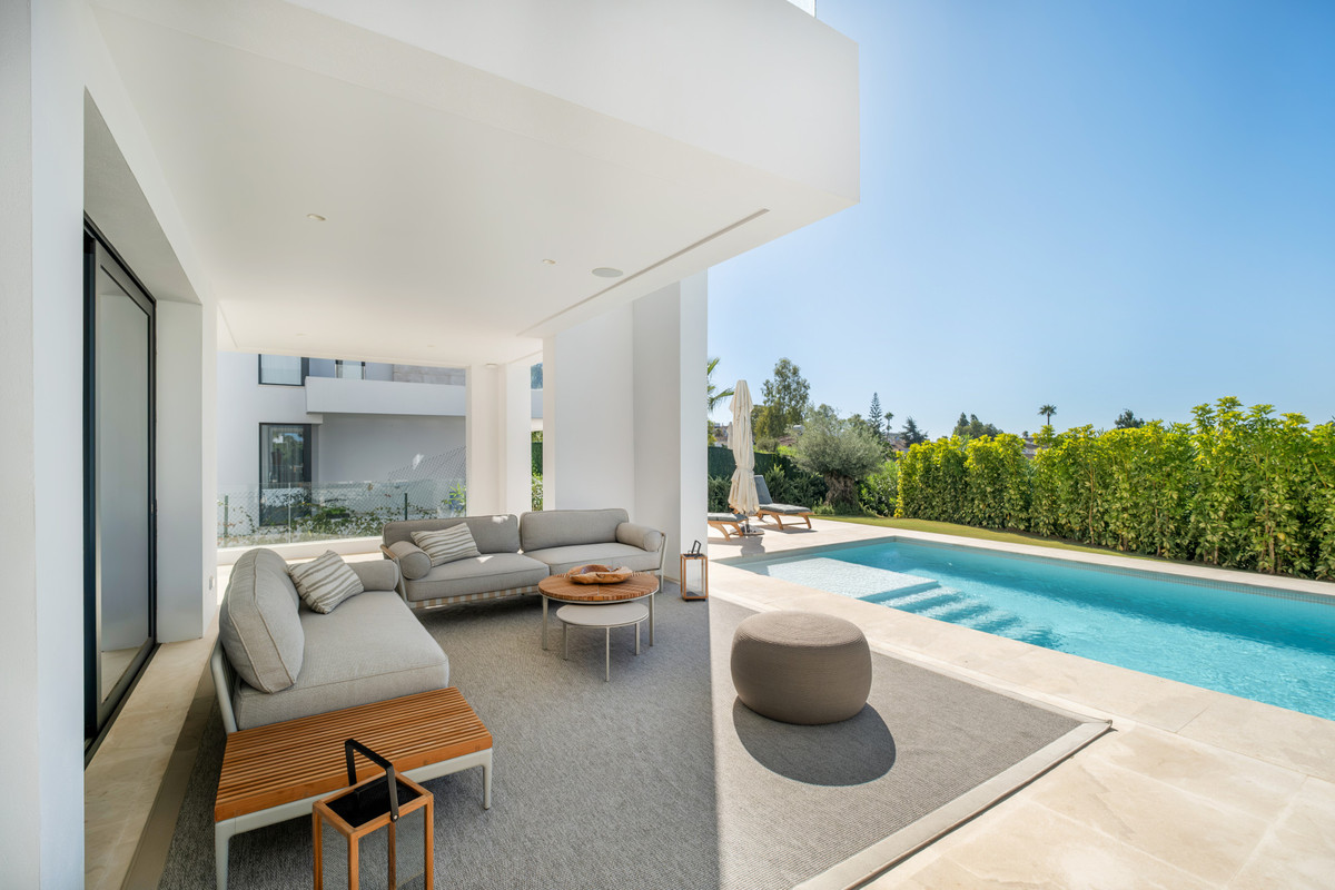 Detached Villa In El Paraiso, Costa Del Sol, Spain