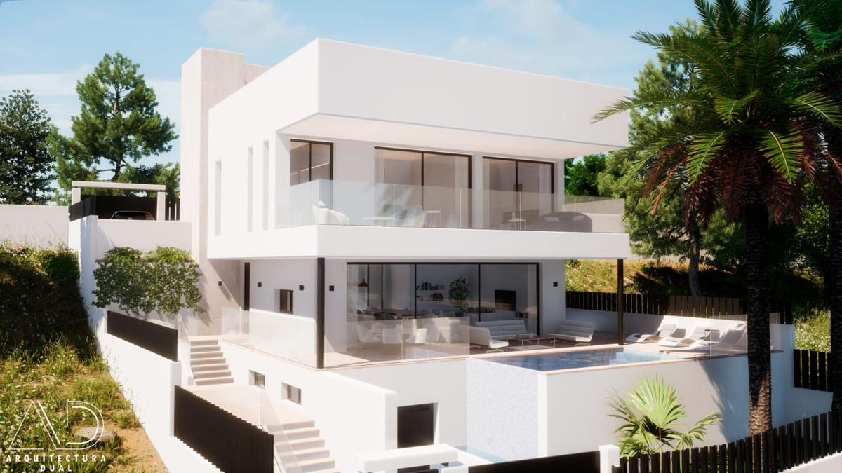 Detached Villa In San Pedro De Alcántara, Costa Del Sol, Spain