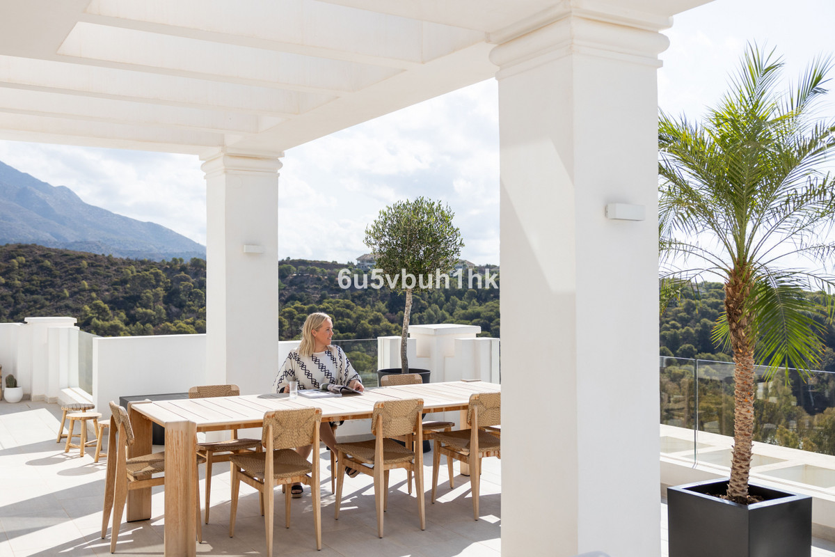 Ground Floor Apartment In Marbella, Costa Del Sol, Spain