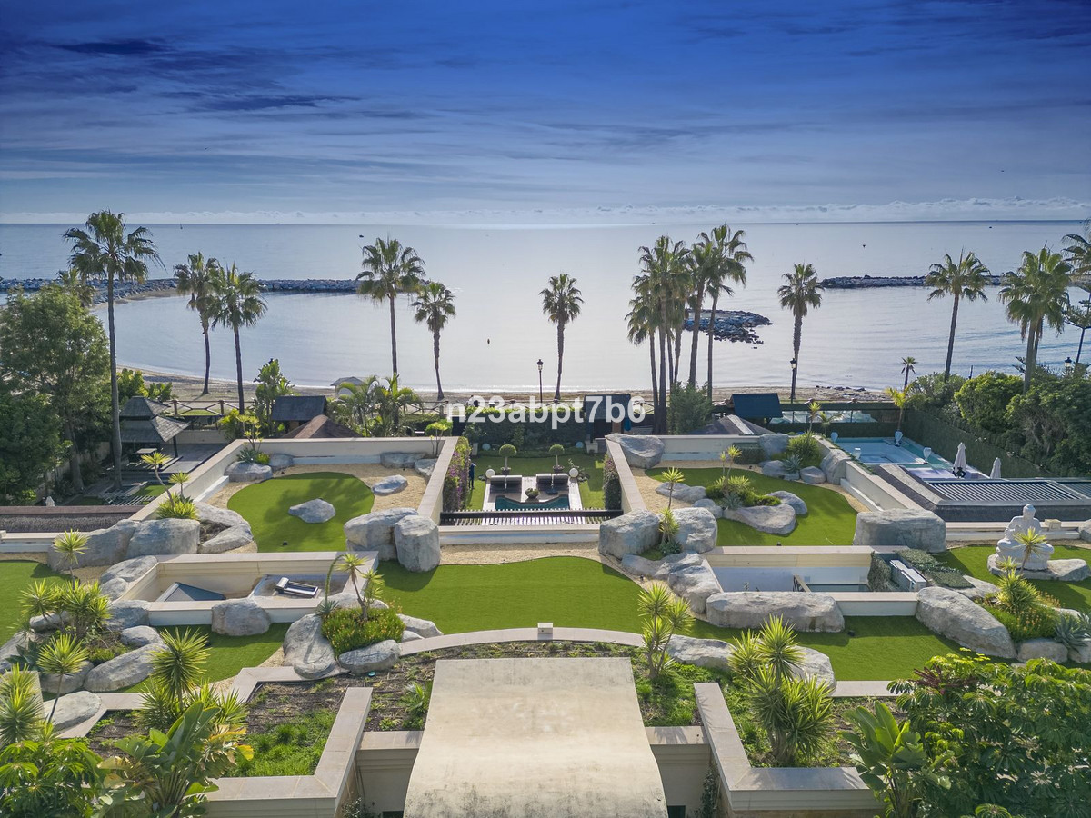 Detached Villa In Puerto Banús, Costa Del Sol, Spain