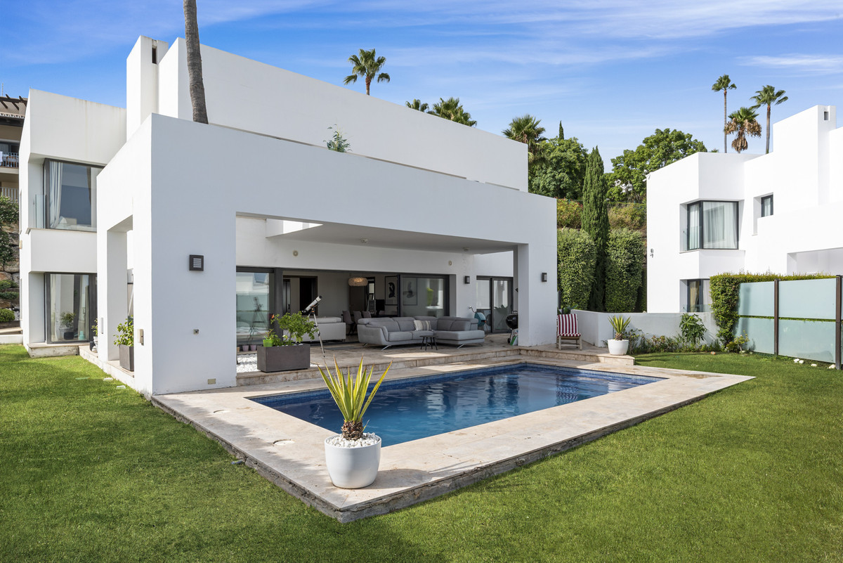 Detached Villa In Benahavís, Costa Del Sol, Spain