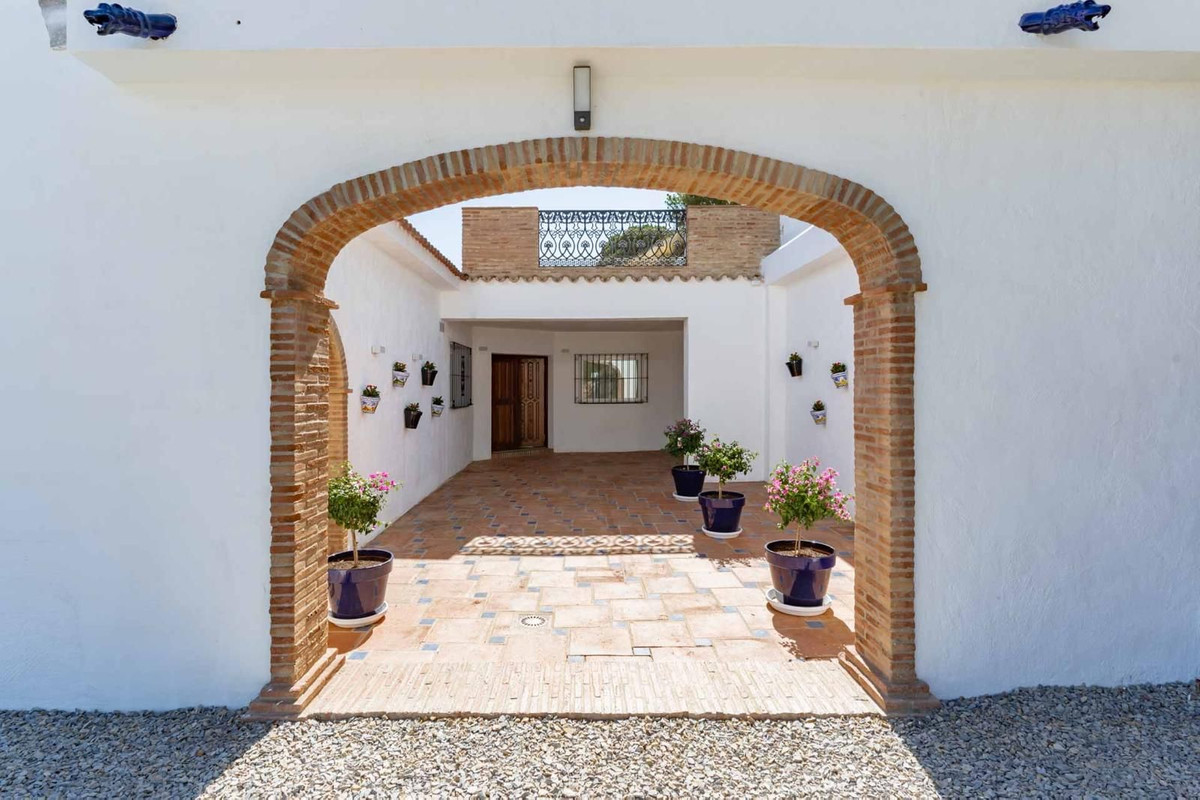 Finca – Cortijo In Estepona, Costa Del Sol, Spain