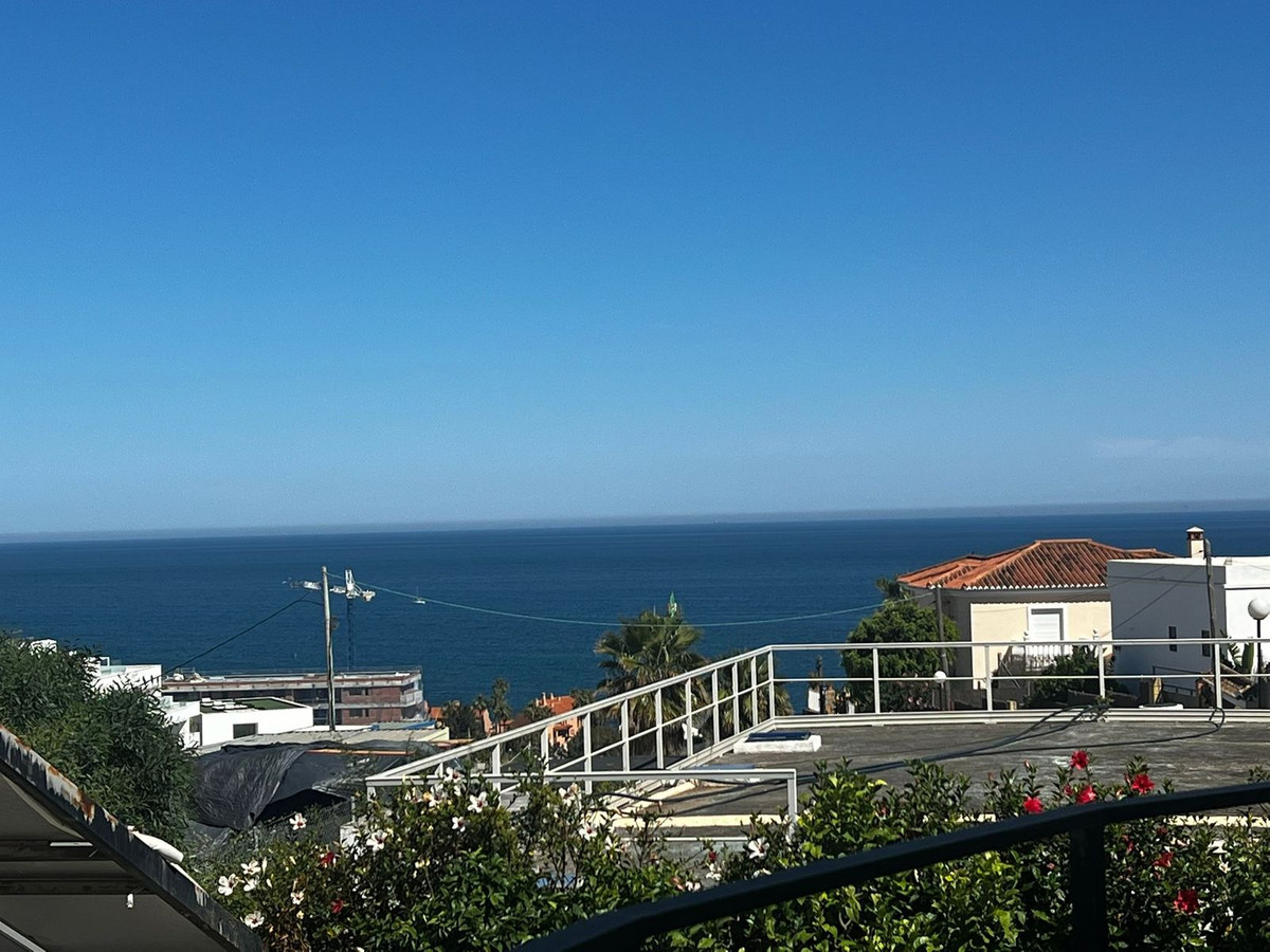 Detached Villa In Estepona, Costa Del Sol, Spain