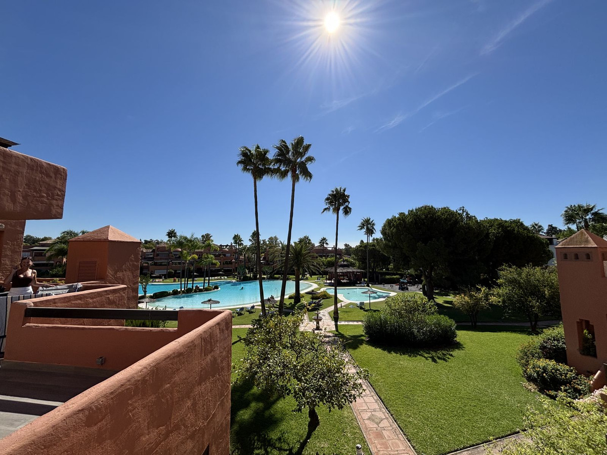 Middle Floor Apartment In Guadalmina Baja, Costa Del Sol, Spain