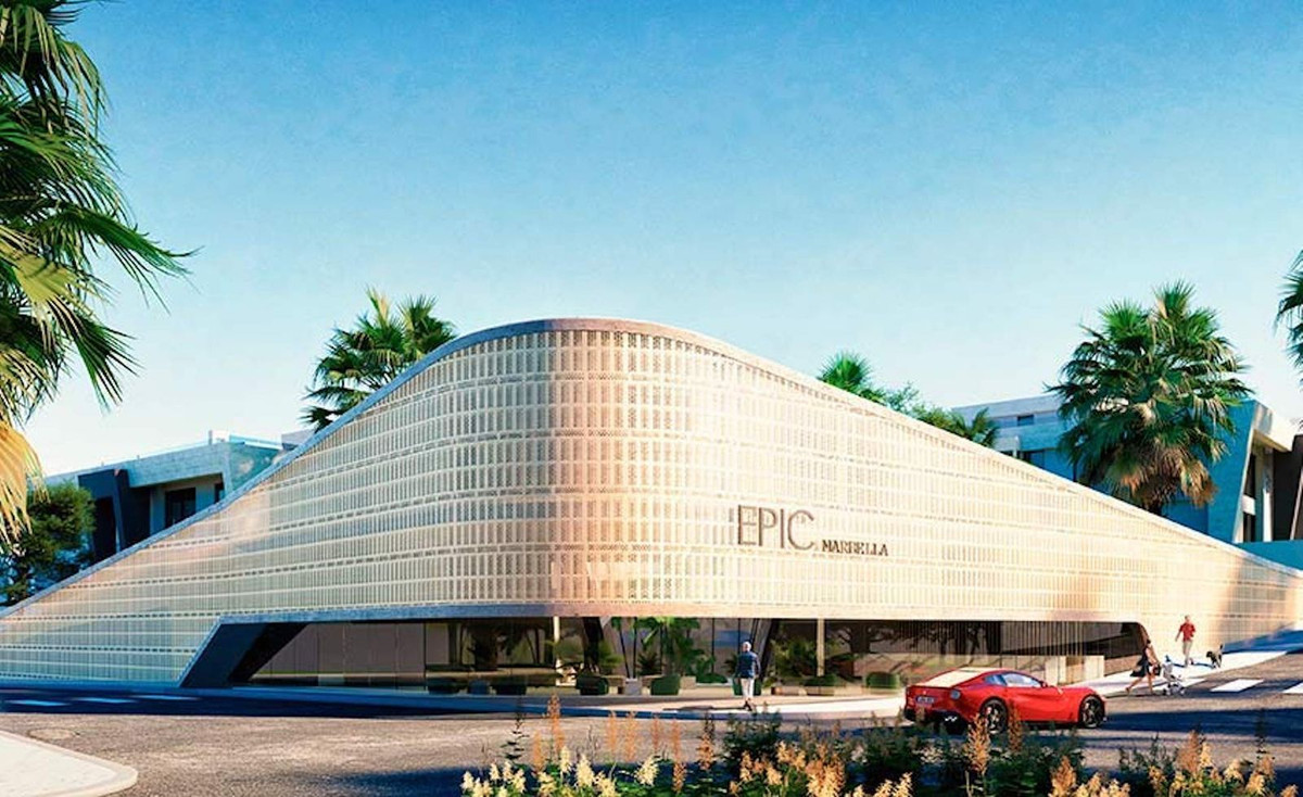 Ground Floor Apartment In The Golden Mile, Costa Del Sol, Spain