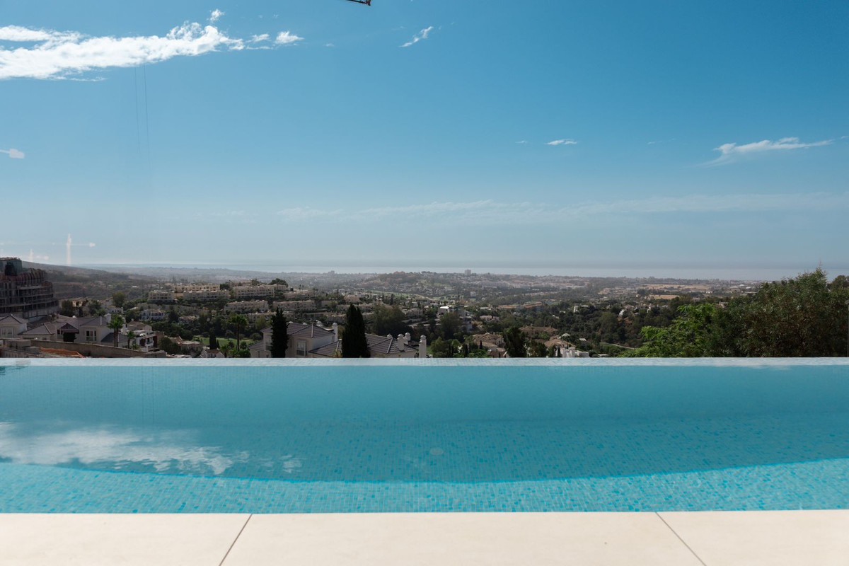 Townhouse In Benahavís, Costa Del Sol, Spain
