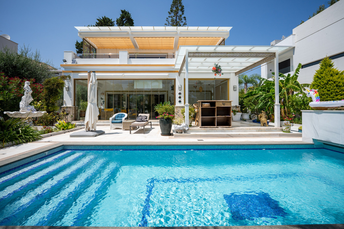 Detached Villa In Marbella, Costa Del Sol, Spain