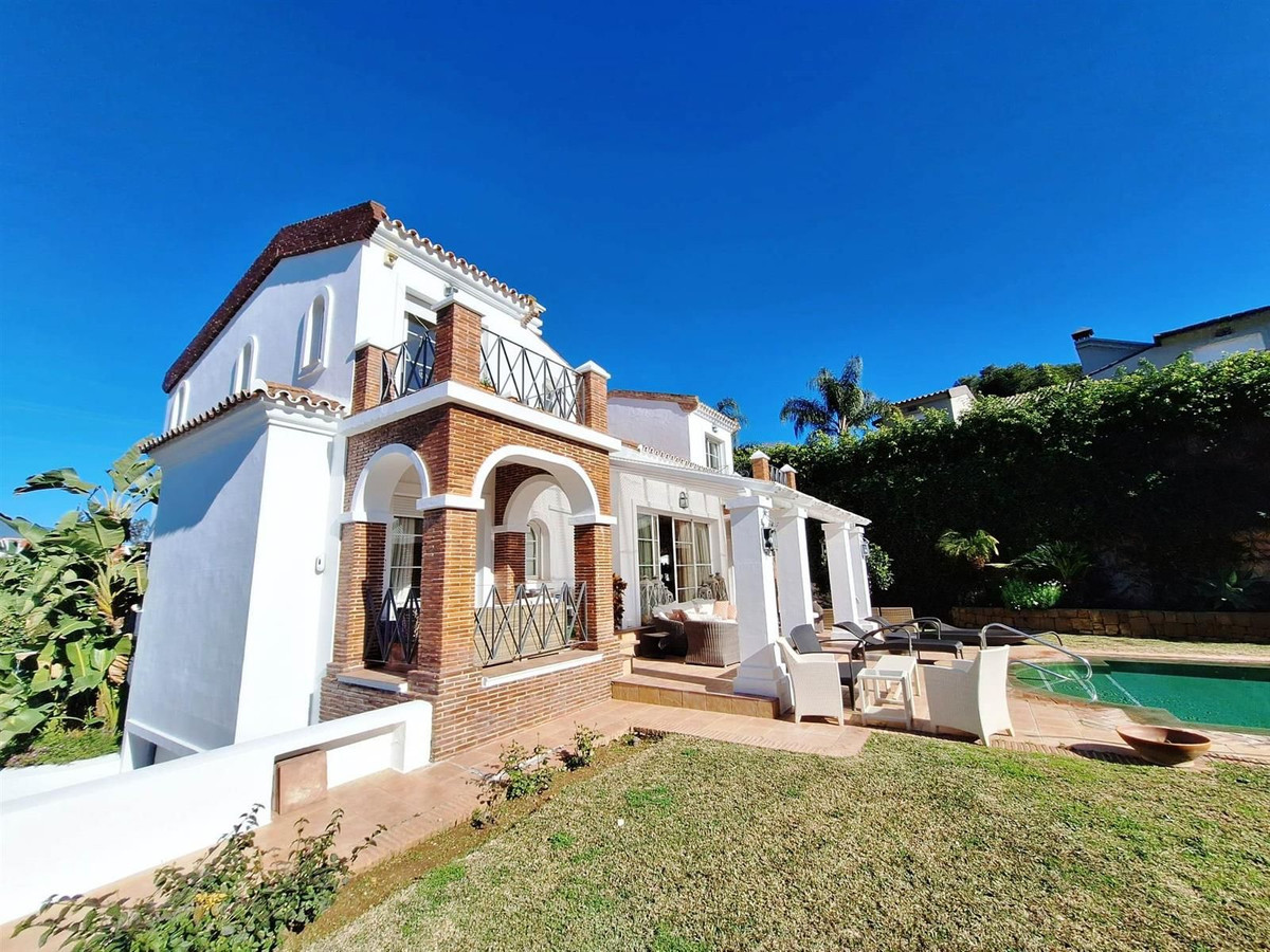 Detached Villa In Puerto Banús, Costa Del Sol, Spain