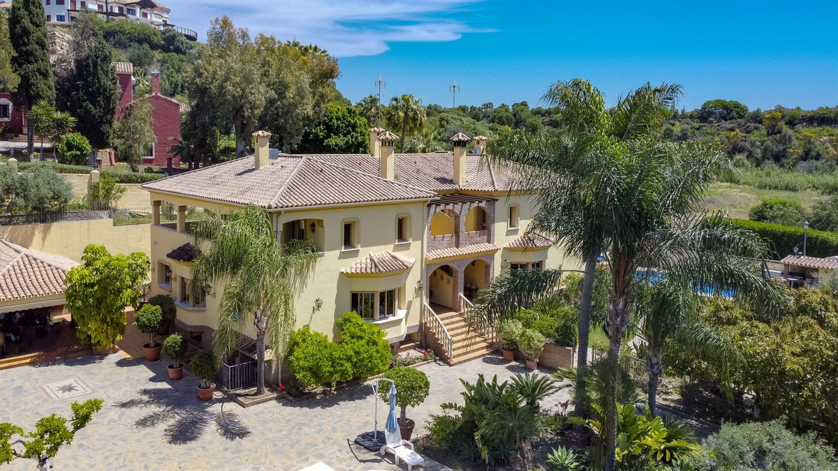 Detached Villa In Benahavís, Costa Del Sol, Spain