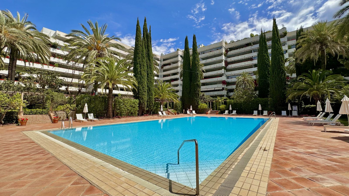 Middle Floor Apartment In The Golden Mile, Costa Del Sol, Spain