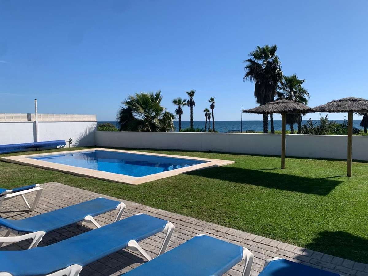 Detached Villa In Estepona, Costa Del Sol, Spain