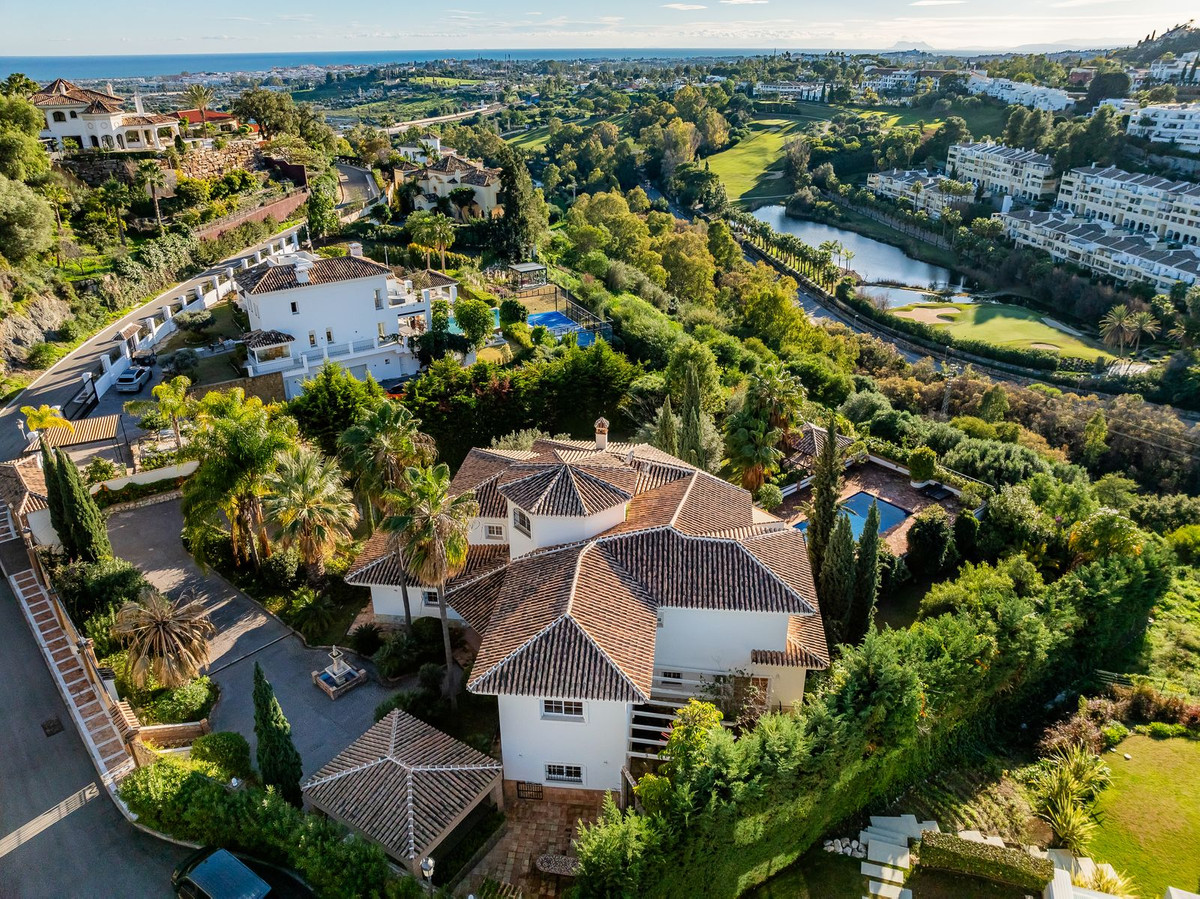 Detached Villa In Nueva Andalucía, Costa Del Sol, Spain