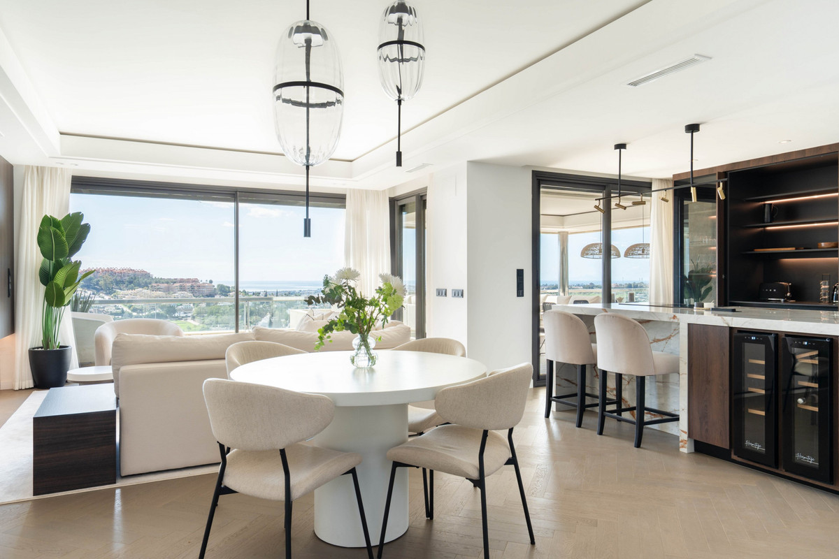 Penthouse Duplex In Nueva Andalucía, Costa Del Sol, Spain