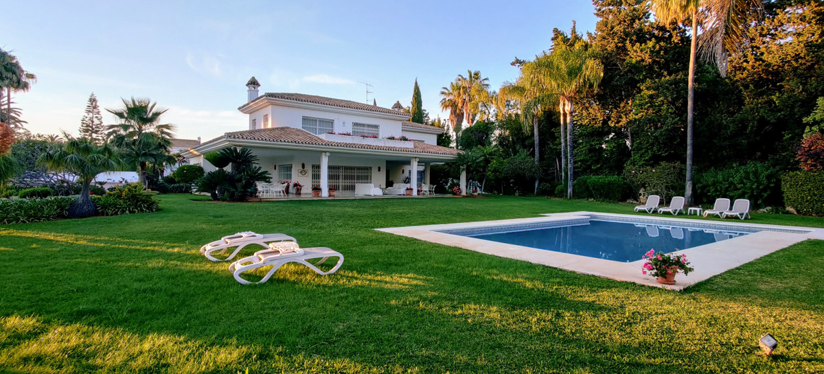 Detached Villa In Guadalmina Baja, Costa Del Sol, Spain