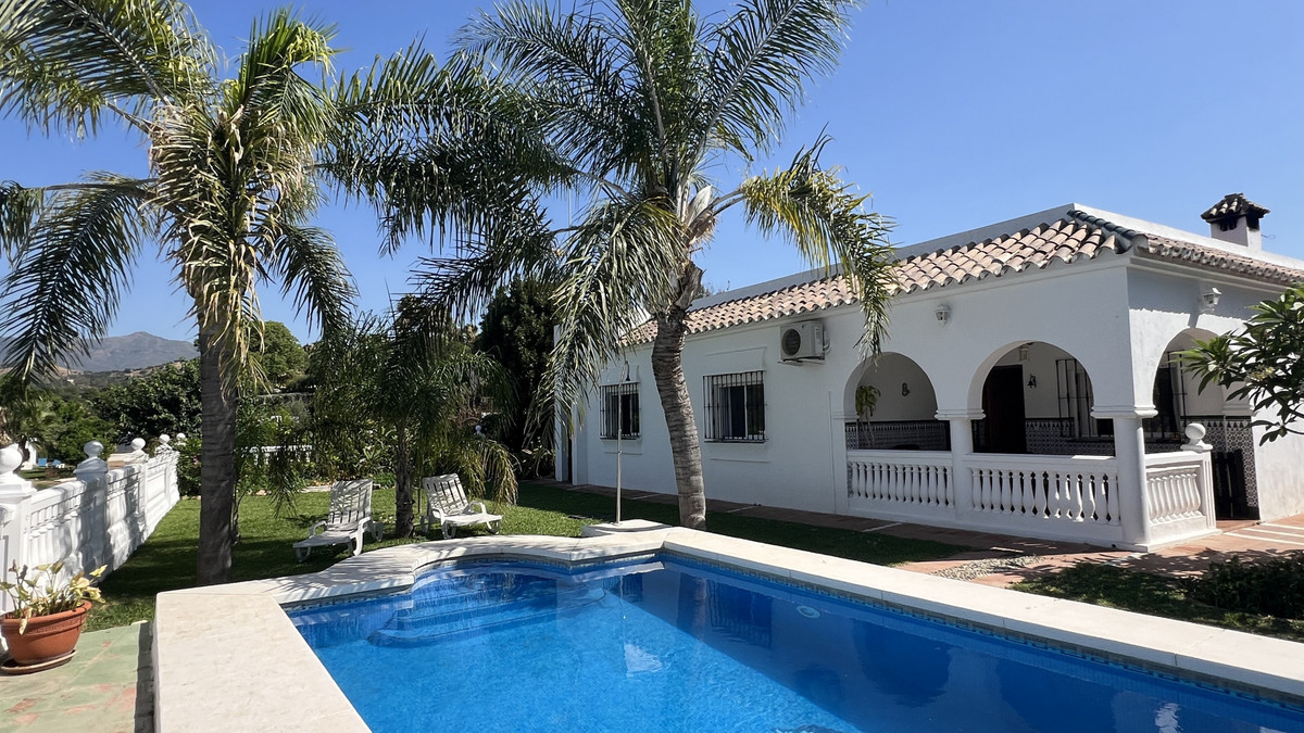 Finca – Cortijo In Estepona, Costa Del Sol, Spain