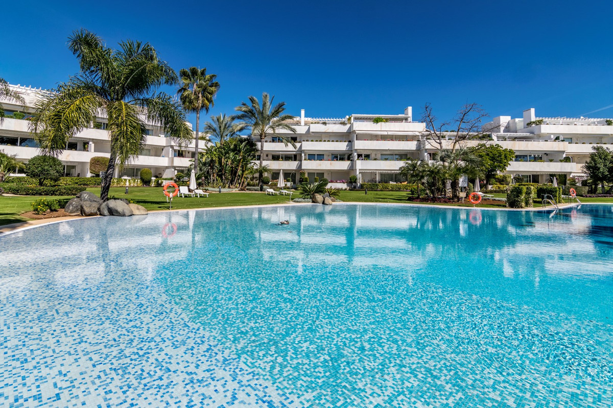 Ground Floor Apartment In Nueva Andalucía, Costa Del Sol, Spain