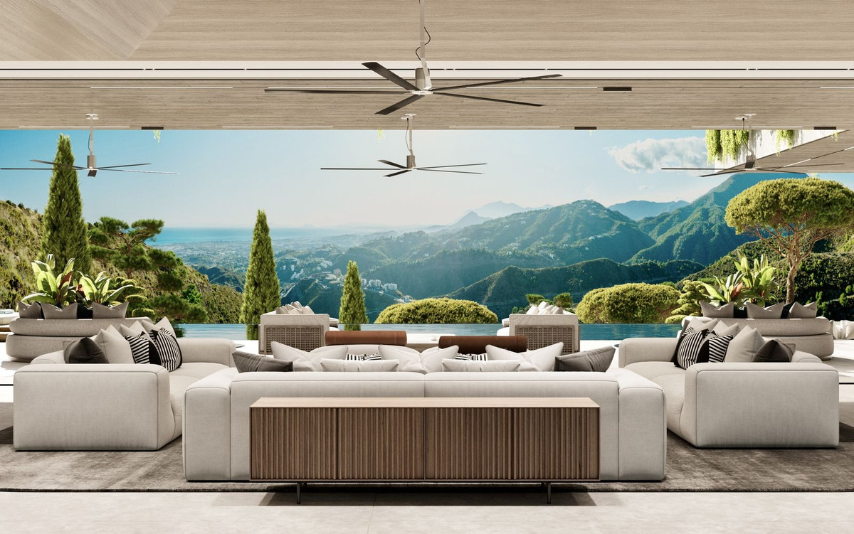 Detached Villa In La Quinta, Costa Del Sol, Spain