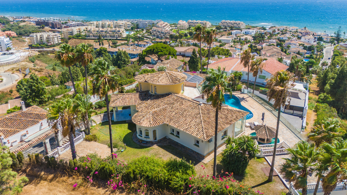 Detached Villa In El Chaparral, Costa Del Sol, Spain
