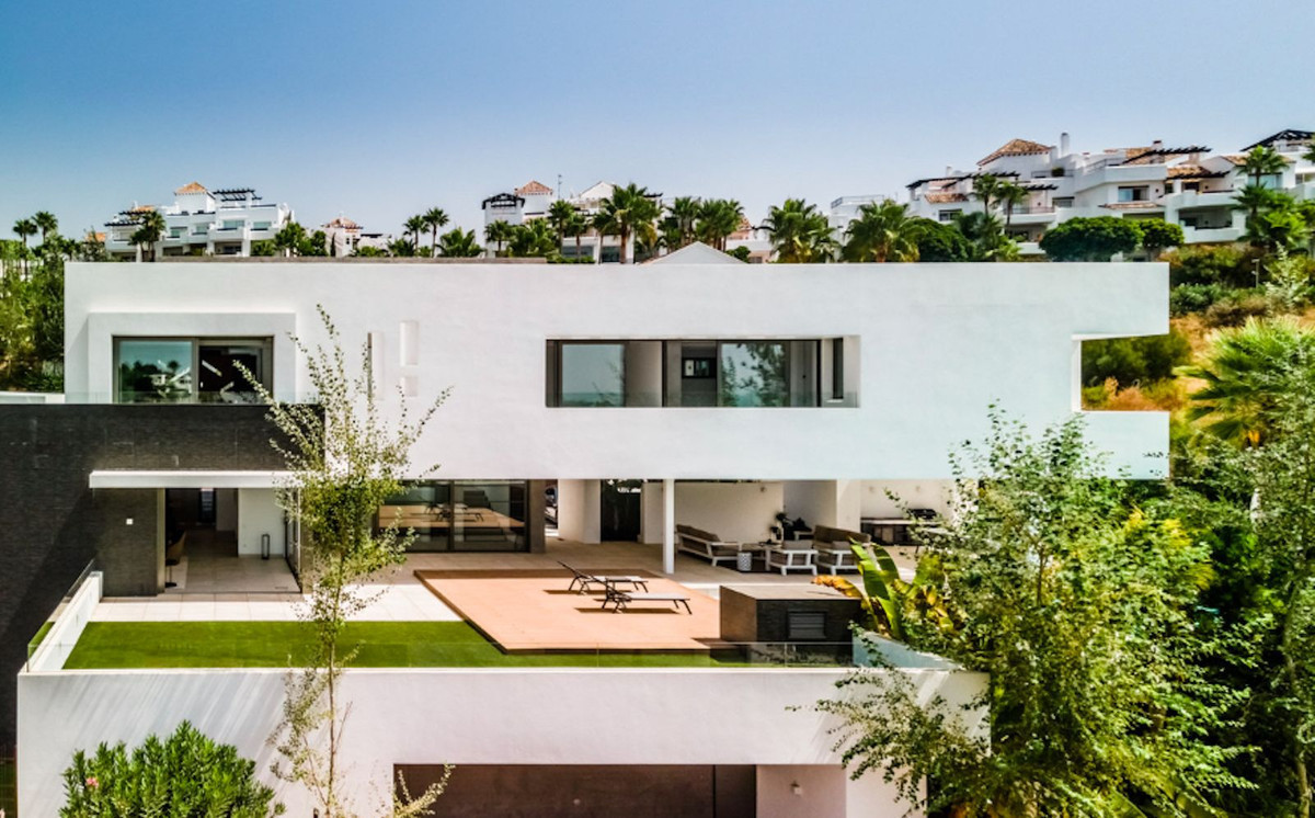 Detached Villa In Benahavís, Costa Del Sol, Spain