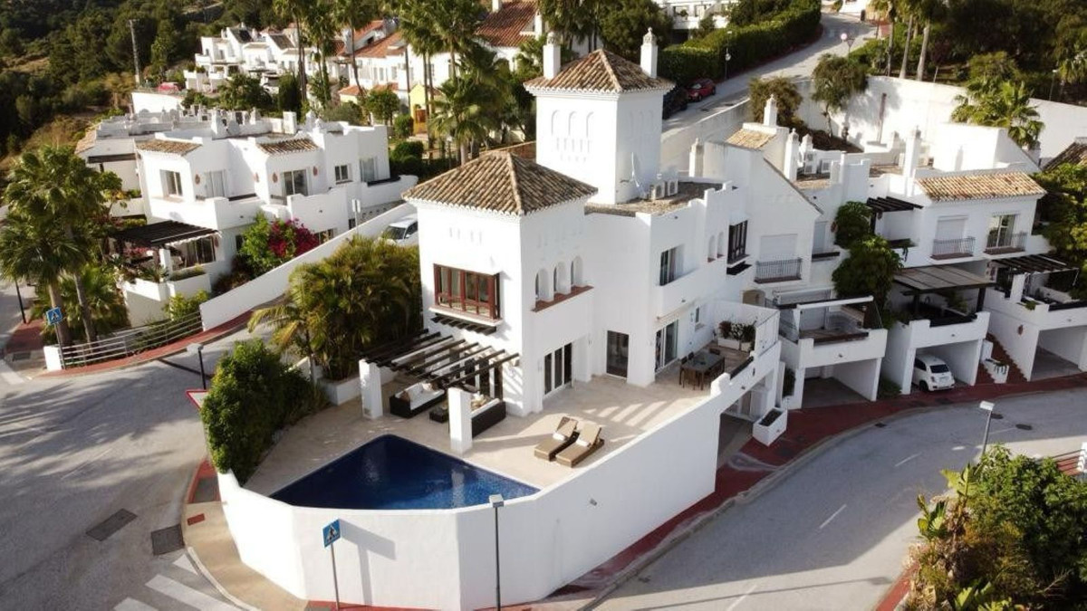 Townhouse In Istán, Costa Del Sol, Spain