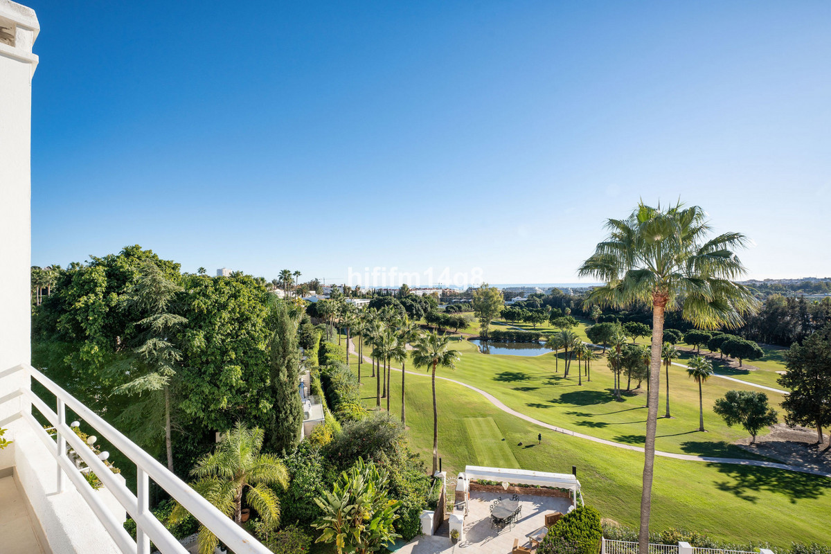 Penthouse Duplex In Nueva Andalucía, Costa Del Sol, Spain