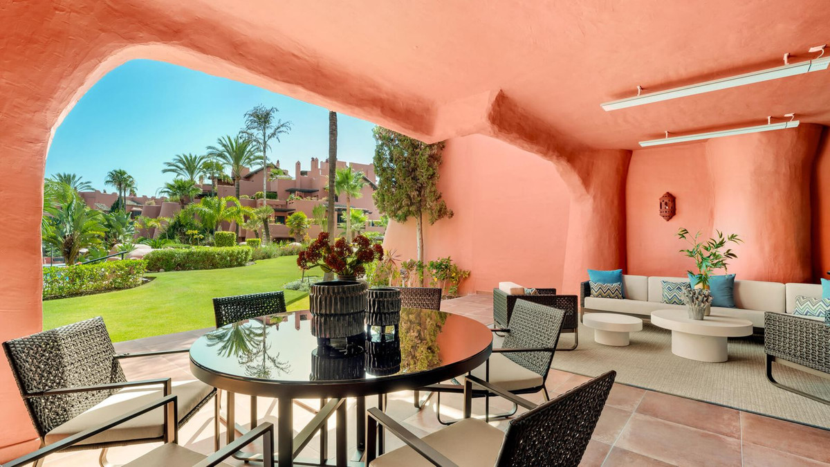 Ground Floor Apartment In New Golden Mile, Costa Del Sol, Spain