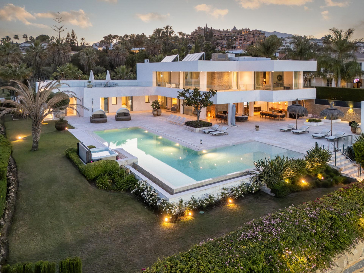 Detached Villa In Marbella, Costa Del Sol, Spain
