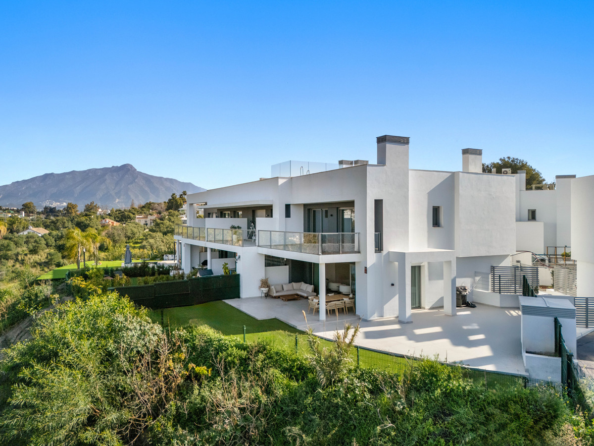 Semi-detached House In Guadalmina Alta, Costa Del Sol, Spain