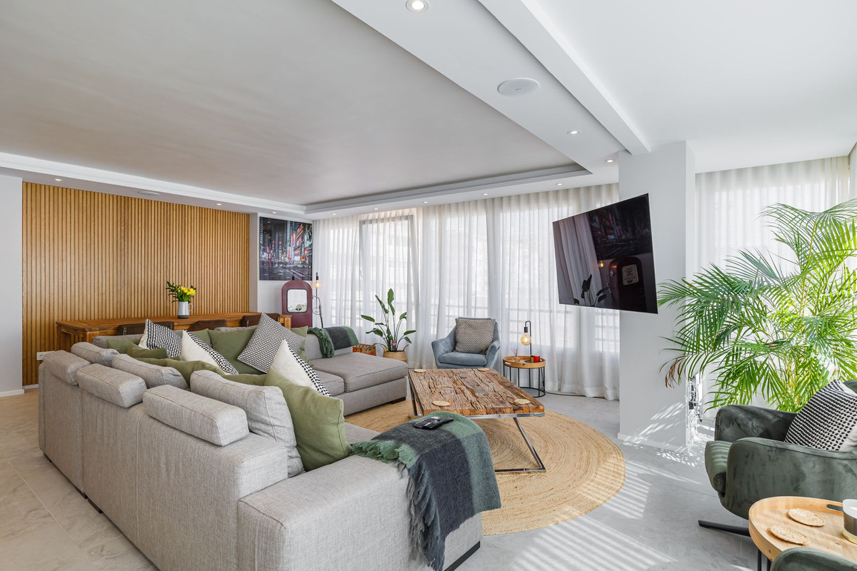 Middle Floor Apartment In Marbella, Costa Del Sol, Spain