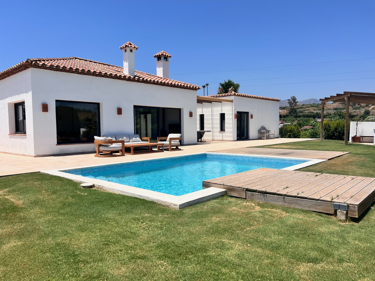 Detached Villa In Estepona, Costa Del Sol, Spain