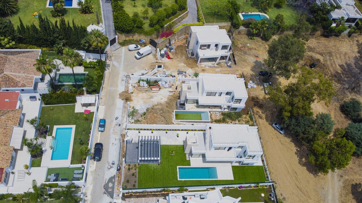 Detached Villa In New Golden Mile, Costa Del Sol, Spain