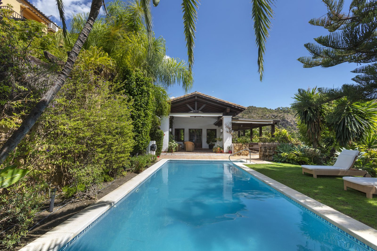Detached Villa In Benahavís, Costa Del Sol, Spain