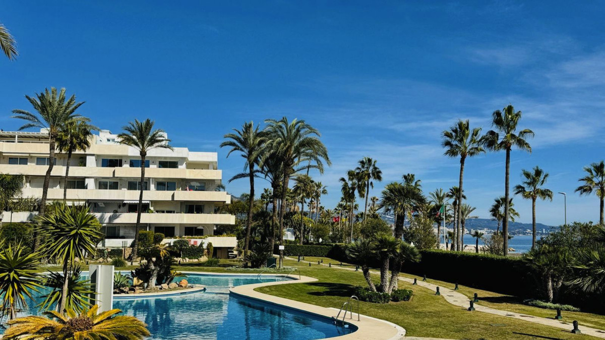 Middle Floor Apartment In Marbella, Costa Del Sol, Spain