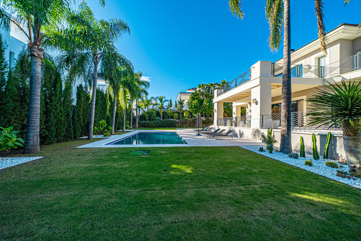 Detached Villa In Los Flamingos, Costa Del Sol, Spain