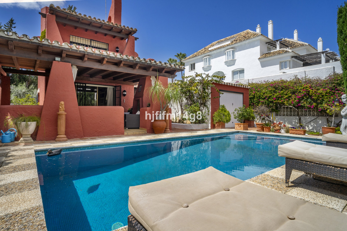 Detached Villa In Nueva Andalucía, Costa Del Sol, Spain