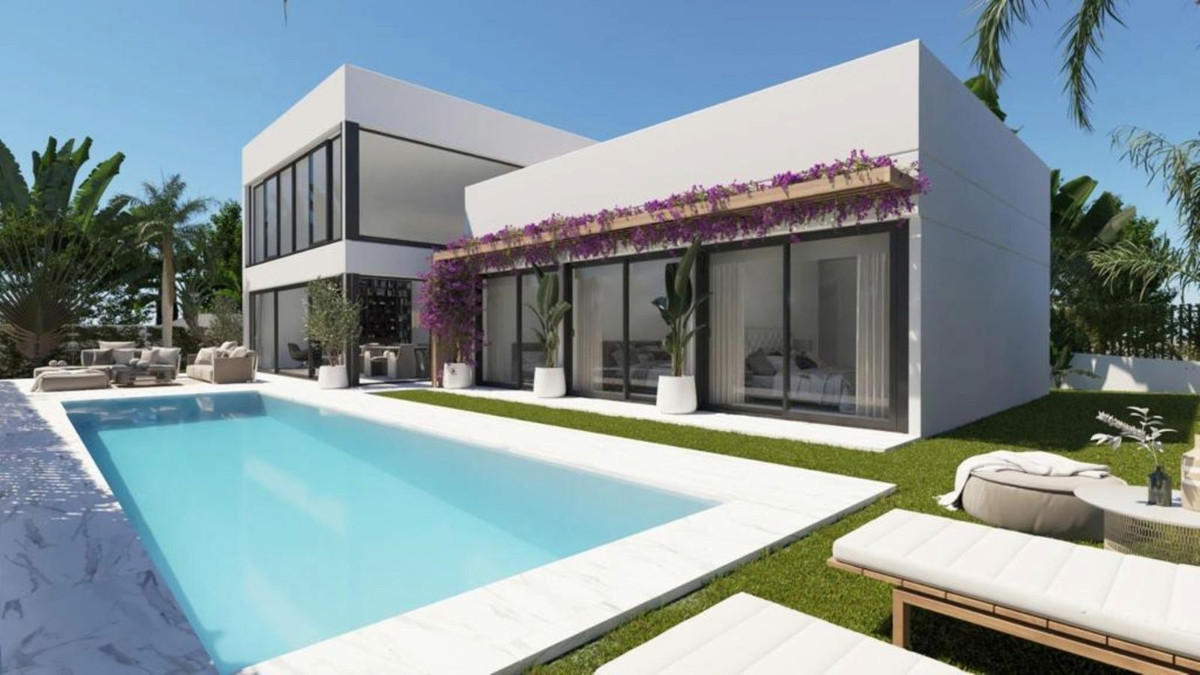 Detached Villa In Estepona, Costa Del Sol, Spain
