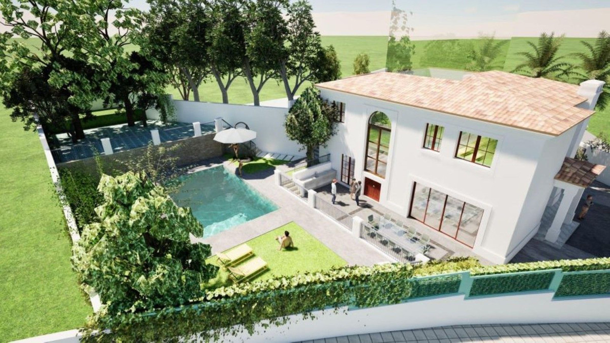 Detached Villa In San Pedro De Alcántara, Costa Del Sol, Spain