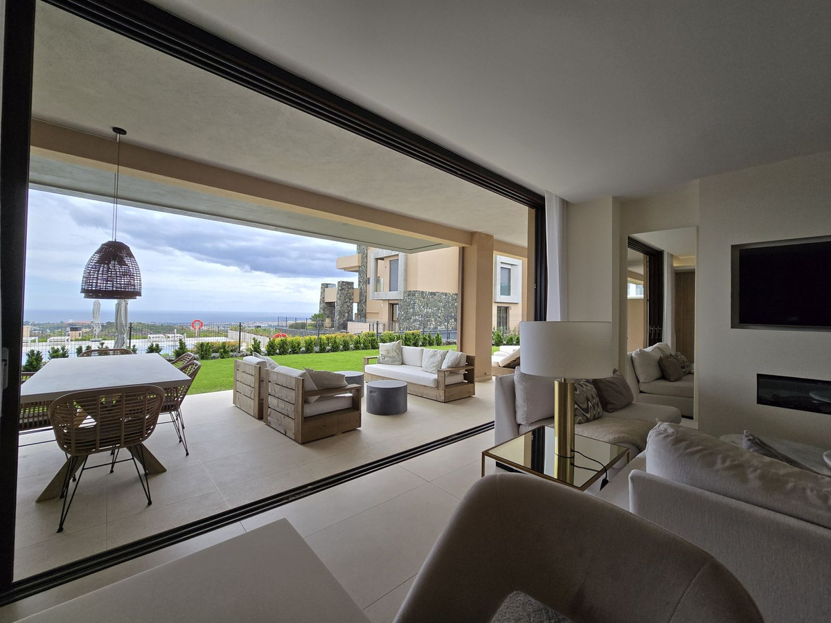 Ground Floor Apartment In Benahavís, Costa Del Sol, Spain